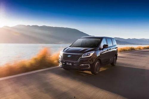 国产大七坐试驾视频,空间宽敞，动力强劲，驾驭非凡